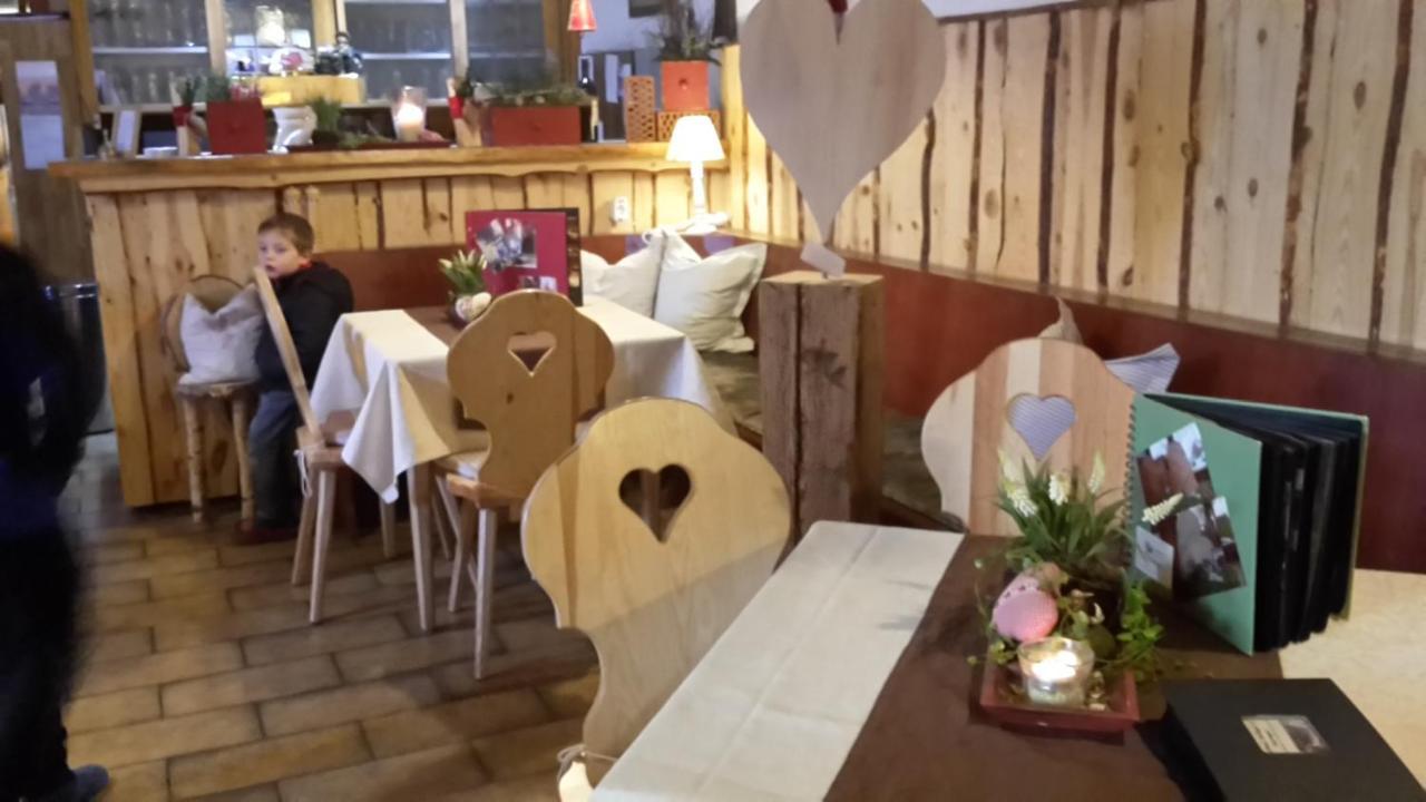 Gasthaus Dollinger Dinkelsbühl Buitenkant foto